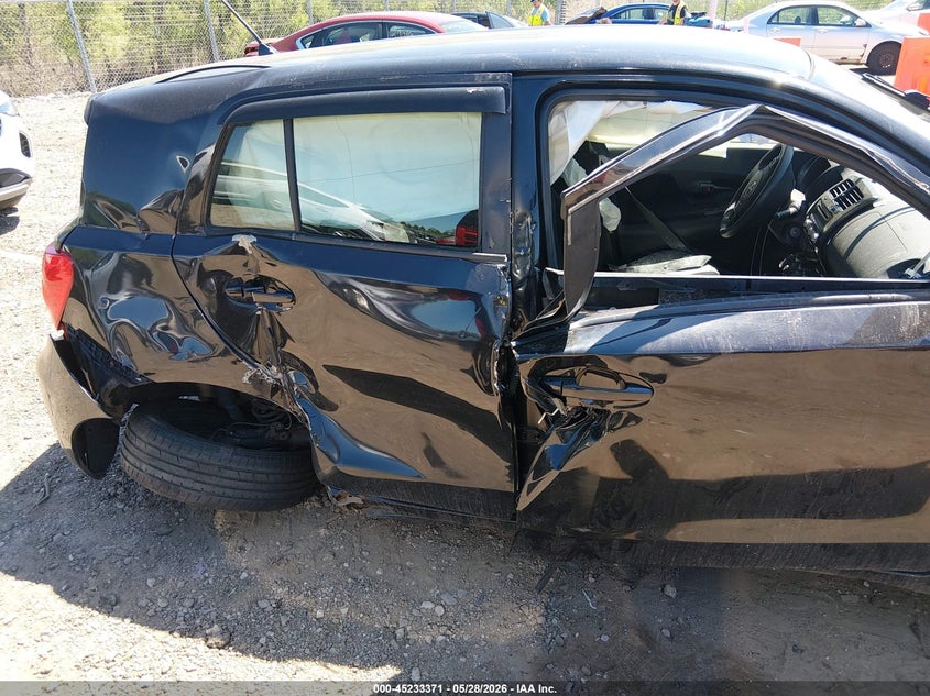2008 Scion Xd VIN JTKKU10448J018621 IAAI salvage auction — LEFT & RIGHT, Salvage (Illinois), sold $275 on 2026-07-15 (photo 6)