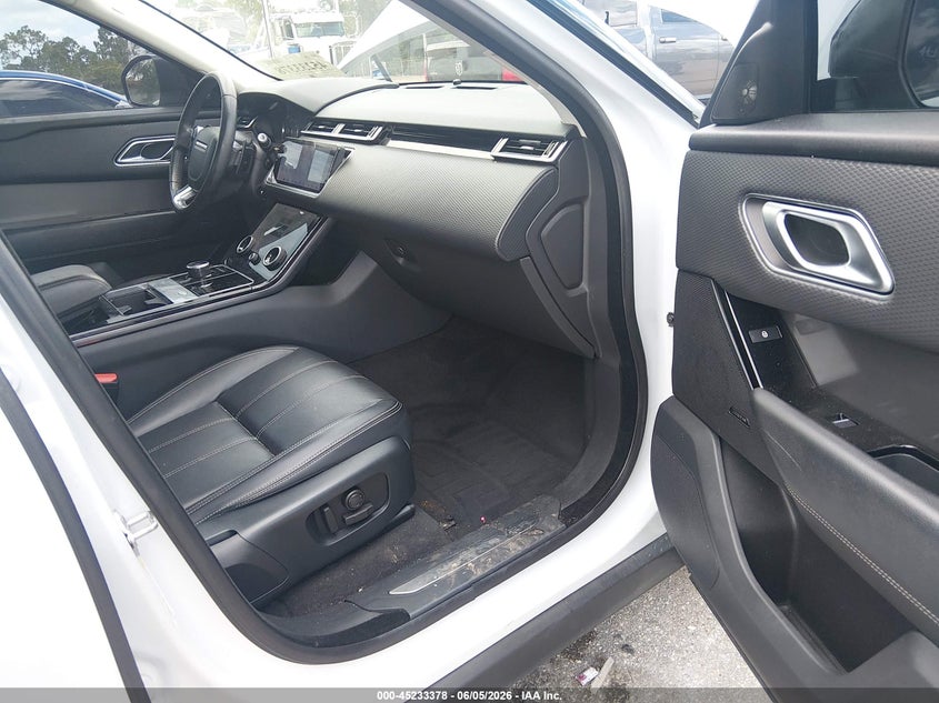 2020 Land rover Range rover velar VIN SALYB2EX9LA258930 IAAI salvage auction — REAR END, Rebuildable (Florida), sold $10,000 on 2026-07-20 (photo 5)