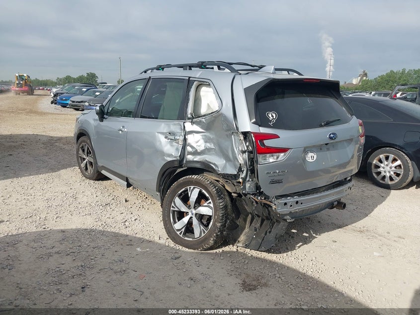 2019 Subaru Forester VIN JF2SKAWC7KH412559 IAAI salvage auction — FRONT & REAR, Salvage Title, sold $3,600 on 2026-07-29 (photo 3)