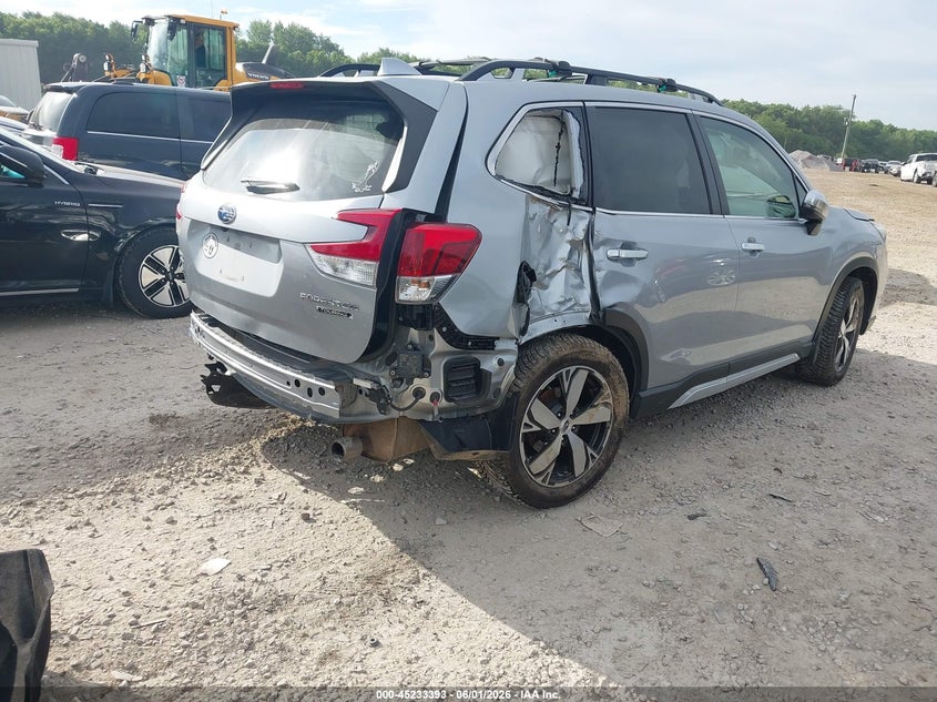 2019 Subaru Forester VIN JF2SKAWC7KH412559 IAAI salvage auction — FRONT & REAR, Salvage Title, sold $3,600 on 2026-07-29 (photo 4)