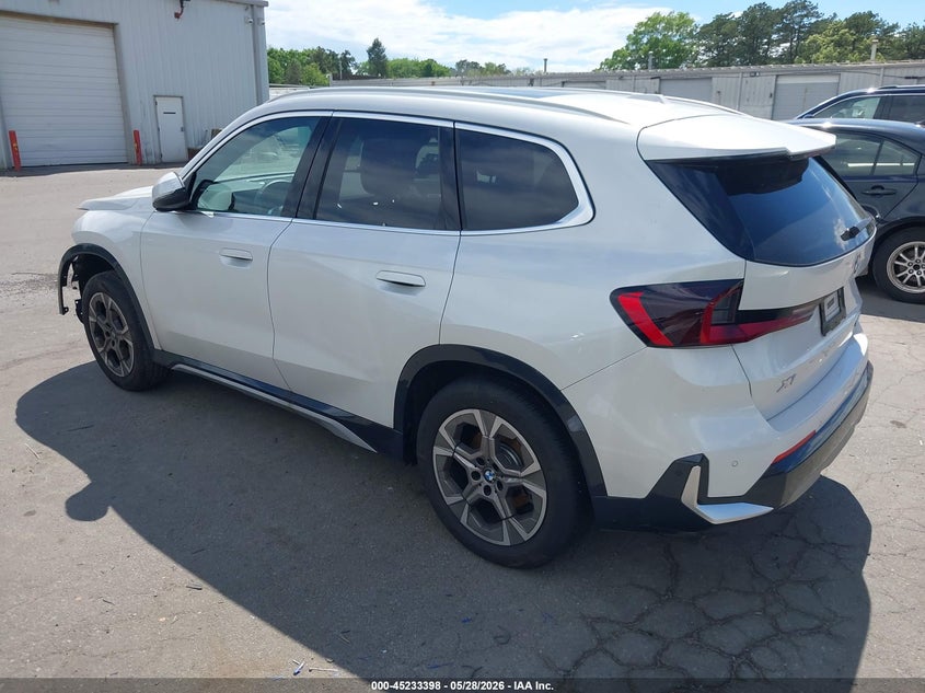 2025 BMW X1 VIN WBX73EF06S5079676 IAAI salvage auction — RIGHT SIDE, Mv-907A (New York), sold $9,900 on 2026-07-28 (photo 3)