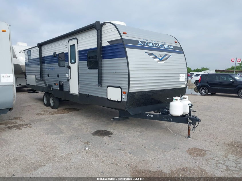 2023 Avenger Travel trailer VIN 5ZT2AVSB4PB936668 IAAI salvage auction — WATER/FLOOD, Wait Title, sold $7,600 on 2026-10-06 (photo 1)