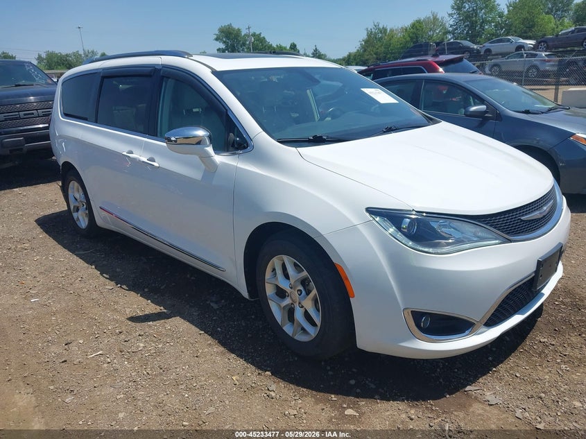 2020 Chrysler Pacifica VIN 2C4RC1GG7LR176061 IAAI salvage auction — REAR END, Salvage Title, sold $4,400 on 2026-07-19 (photo 1)