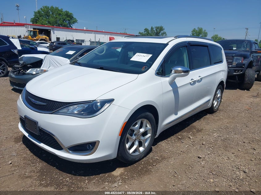 2020 Chrysler Pacifica VIN 2C4RC1GG7LR176061 IAAI salvage auction — REAR END, Salvage Title, sold $4,400 on 2026-07-19 (photo 2)