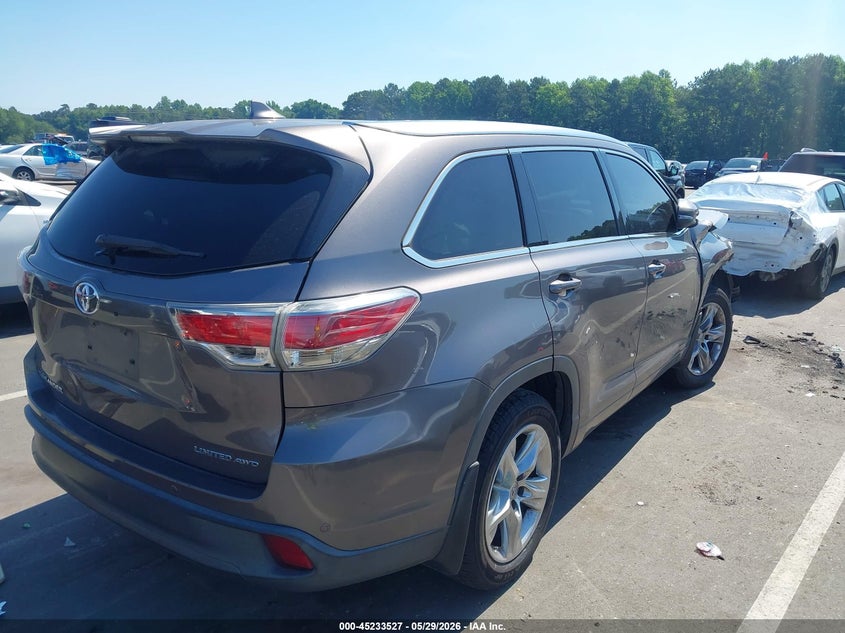 2015 Toyota Highlander VIN 5TDDKRFHXFS082287 IAAI salvage auction — FRONT END, Salvage Title, sold $3,400 on 2026-07-22 (photo 4)