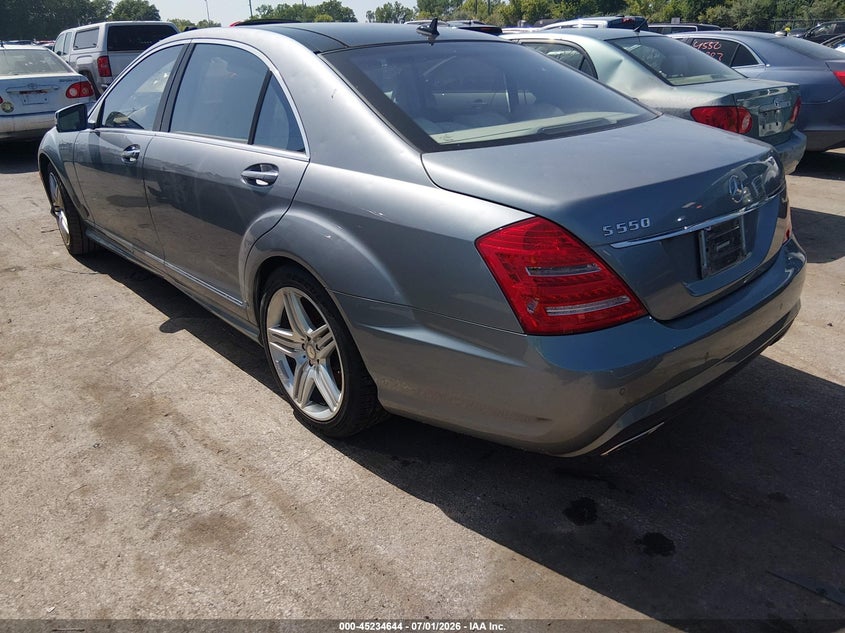 2013 Mercedes-benz S-klasse VIN WDDNG7DB4DA508189 IAAI salvage auction — HAIL, Salvage (Ohio), sold $4,050 on 2026-07-09 (photo 3)
