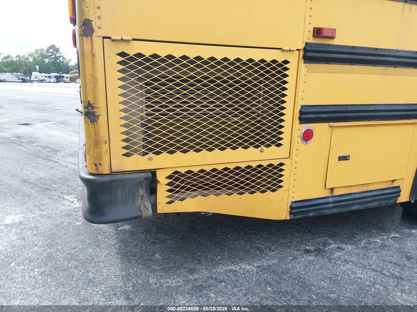 2009 Thomas School bus VIN 1T7YR4A2991111947 IAAI salvage auction — REAR END, Clear (South Carolina), sold $1,500 on 2026-07-08 (photo 6)