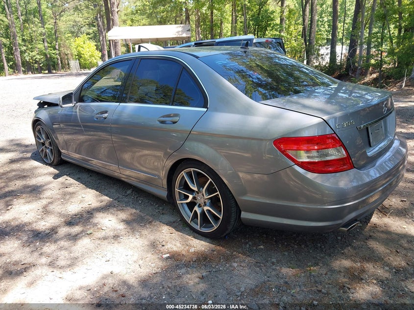 2011 Mercedes-benz C-klasse VIN WDDGF8BB2BR175851 IAAI salvage auction — NORMAL WEAR, Clear (Virginia), sold $675 on 2026-07-07 (photo 3)