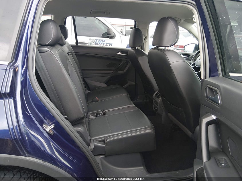 2021 Volkswagen Tiguan VIN 3VV3B7AX7MM088674 IAAI salvage auction — HAIL, Salvage Title, sold $4,500 on 2026-08-01 (photo 8)