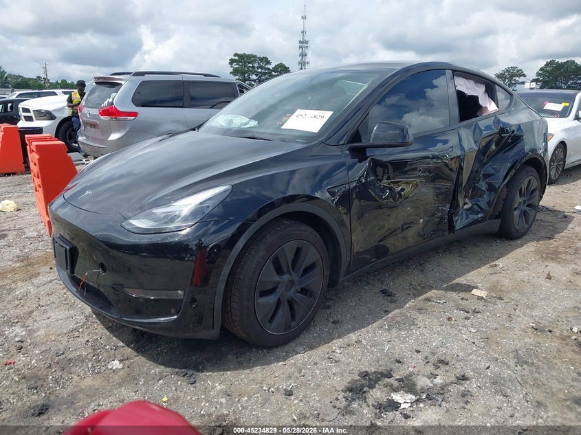 2024 Tesla Model y VIN 7SAYGAEE7RF179728 IAAI salvage auction — LEFT SIDE, Salvage (Georgia), sold $9,200 on 2026-07-29 (photo 2)