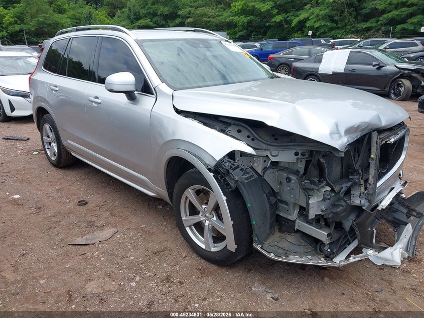 2018 Volvo Xc90 VIN YV4102CK3J1389688 IAAI salvage auction — FRONT END, Salvage Title, sold $775 on 2026-07-15 (photo 1)