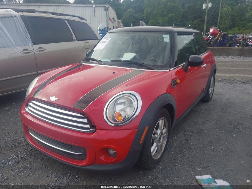 2013 Mini Hard top VIN WMWSU3C52DT692074 IAAI salvage auction — NORMAL WEAR, Clear (Georgia), sold $825 on 2026-07-07 (photo 2)