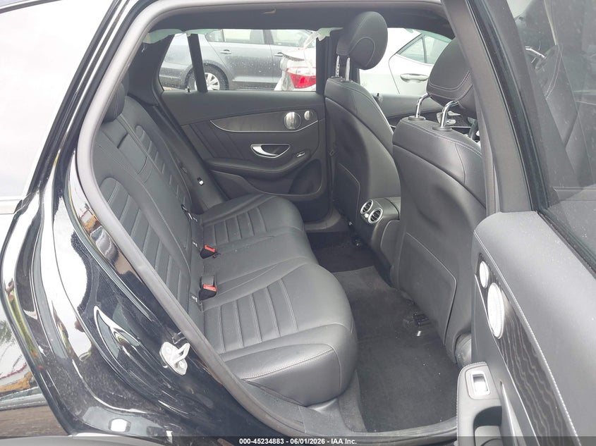 2017 Mercedes-benz VIN WDC0G6EB0HF215891 IAAI salvage auction — FRONT END, Salvage Title, sold $6,000 on 2026-08-07 (photo 8)