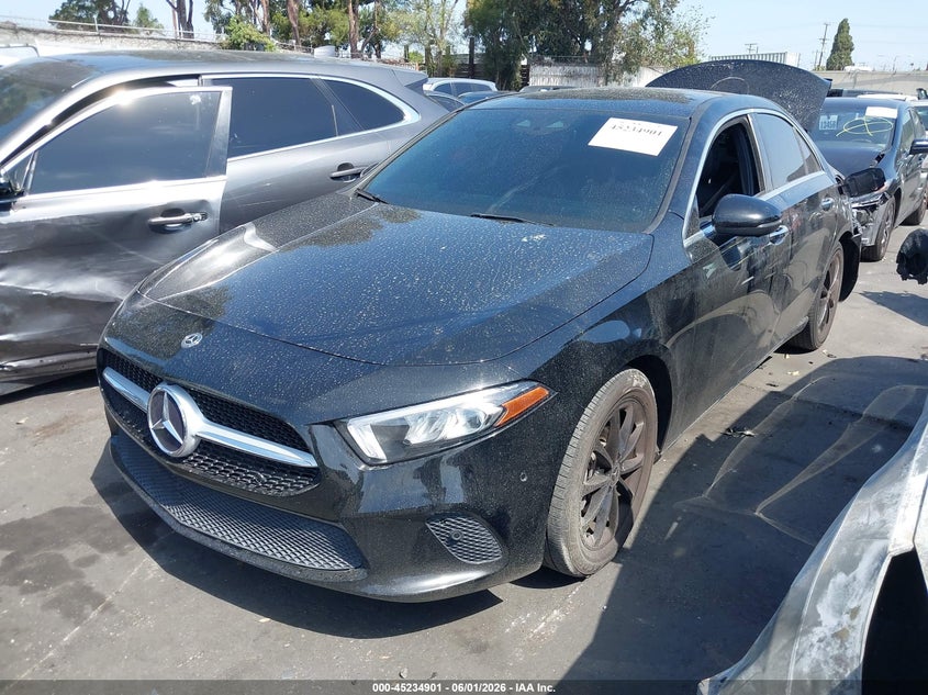 2020 Mercedes-benz A-klasse VIN W1K3G4EB1LW044624 IAAI salvage auction — REAR END, Salvage Title, sold $6,100 on 2026-07-15 (photo 2)