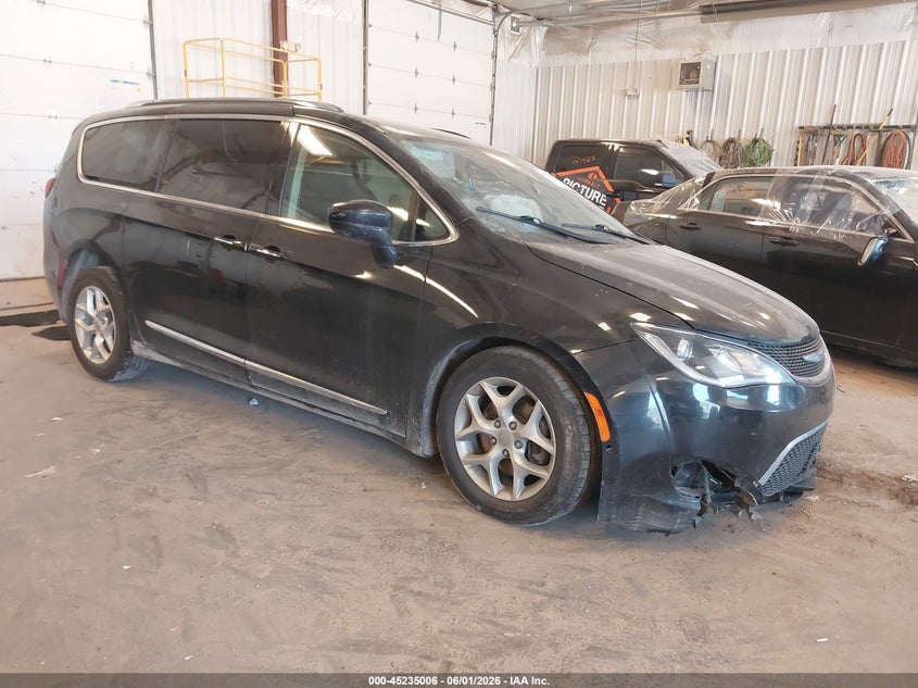2018 Chrysler Pacifica VIN 2C4RC1BG5JR166956 IAAI salvage auction — FRONT END, Clear (Michigan), sold $1,500 on 2026-07-22 (photo 1)
