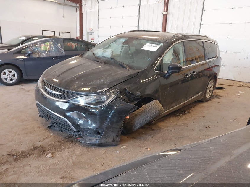 2018 Chrysler Pacifica VIN 2C4RC1BG5JR166956 IAAI salvage auction — FRONT END, Clear (Michigan), sold $1,500 on 2026-07-22 (photo 2)