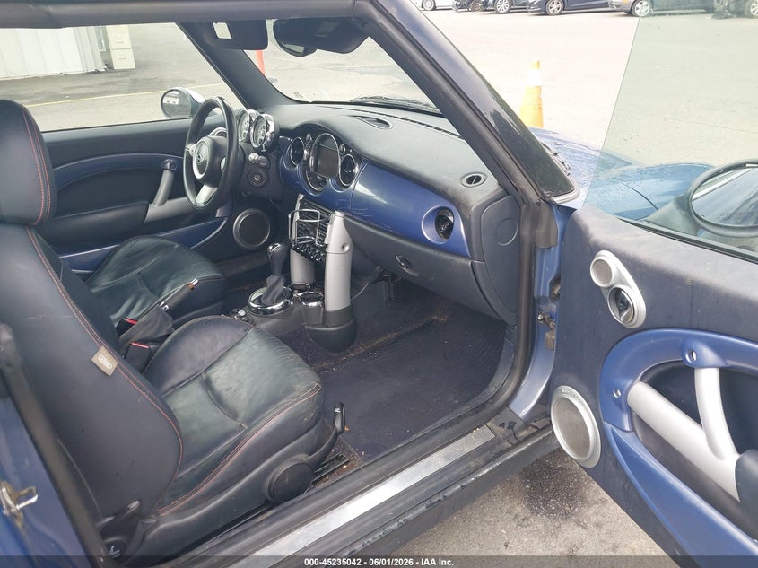 2005 Mini Cooper VIN WMWRF33455TG10987 IAAI salvage auction — RIGHT SIDE, Mv-907A (New York), sold $400 on 2026-07-09 (photo 5)