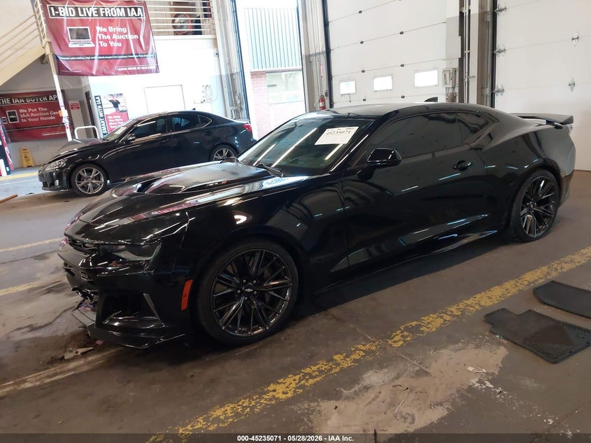 2018 Chevrolet Camaro VIN 1G1FK1R63J0126736 IAAI salvage auction — RIGHT FRONT, Salvage (Oregon), sold $20,600 on 2026-07-10 (photo 2)