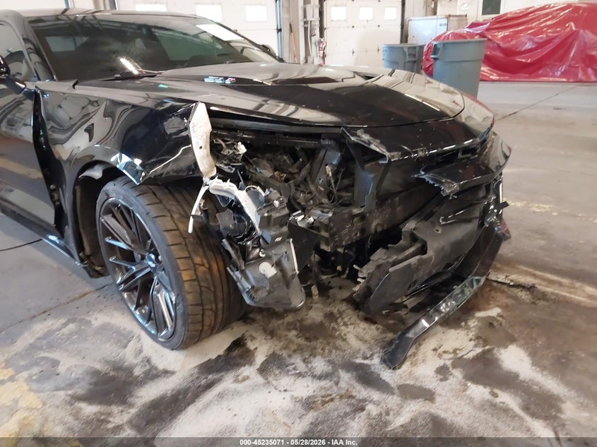 2018 Chevrolet Camaro VIN 1G1FK1R63J0126736 IAAI salvage auction — RIGHT FRONT, Salvage (Oregon), sold $20,600 on 2026-07-10 (photo 6)