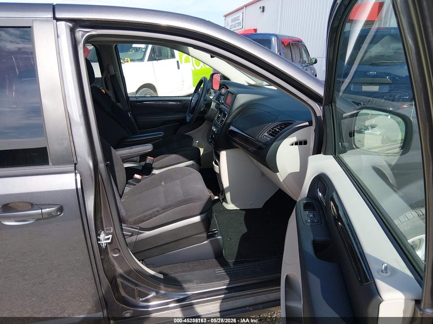 2018 Dodge Grand caravan VIN 2C4RDGBG3JR296752 IAAI salvage auction — RIGHT SIDE, SF97 (Arkansas), sold $13,300 on 2026-07-09 (photo 5)