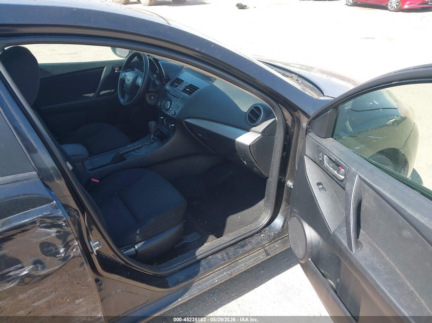 2012 Mazda 3 VIN JM1BL1UF4C1522620 IAAI salvage auction — RIGHT SIDE, Salvage (Illinois), sold $100 on 2026-07-15 (photo 5)