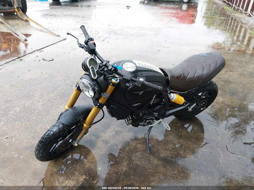 2020 Ducati Scrambler VIN ZDMKAFCP7LB000138 IAAI salvage auction — ROLLOVER, Salvage (Alabama), sold $1,250 on 2026-07-09 (photo 2)
