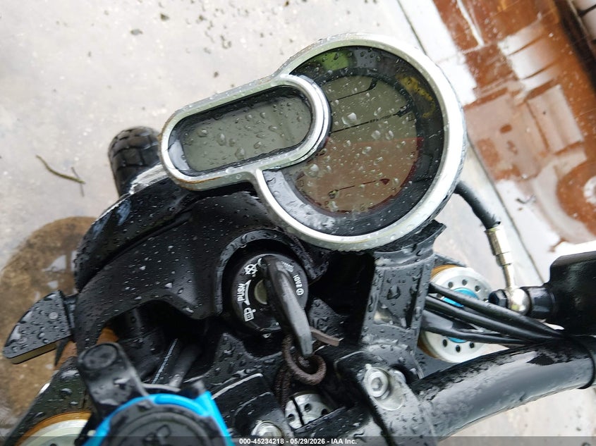 2020 Ducati Scrambler VIN ZDMKAFCP7LB000138 IAAI salvage auction — ROLLOVER, Salvage (Alabama), sold $1,250 on 2026-07-09 (photo 7)