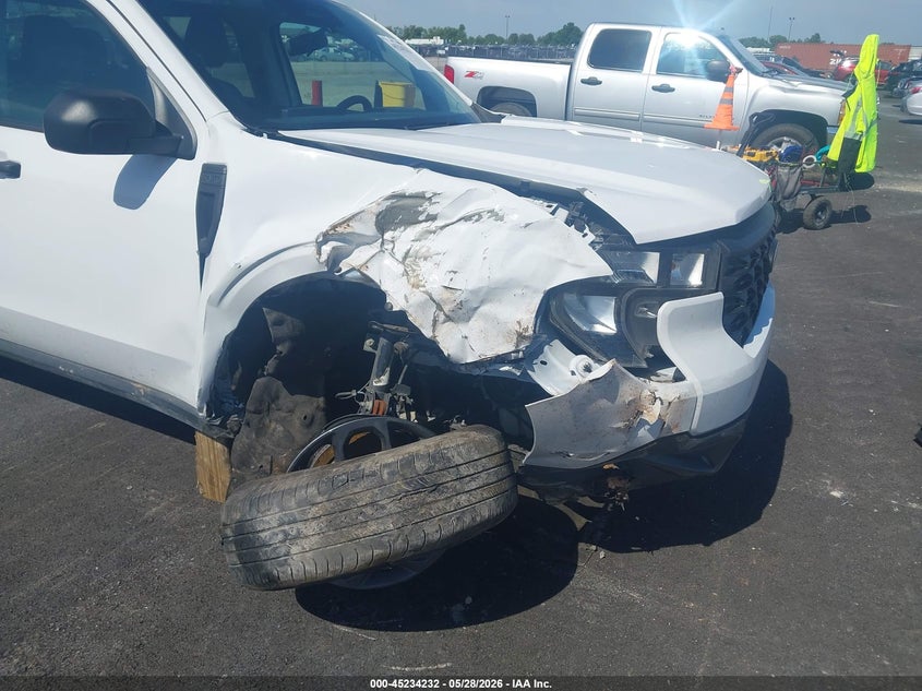 2025 Ford Maverick VIN 3FTTW8JA6SRA38305 IAAI salvage auction — RIGHT FRONT, Salvage Title, sold $8,000 on 2026-07-28 (photo 6)