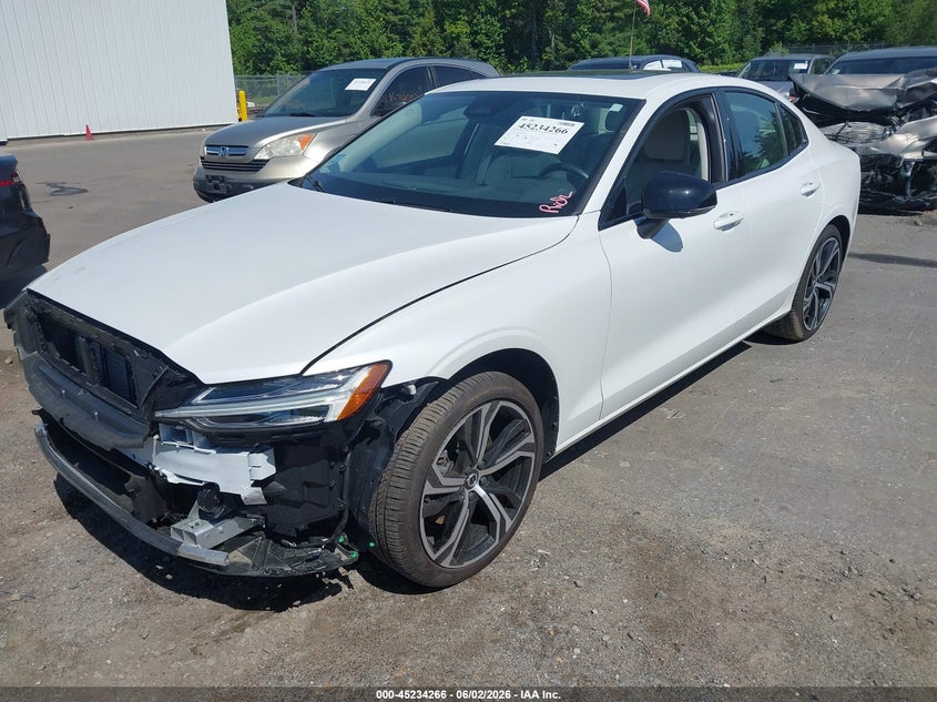 2024 Volvo S60 VIN 7JRL12TL0RG326575 IAAI salvage auction — FRONT END, Salvage (Massachusetts), sold $10,500 on 2026-08-21 (photo 2)