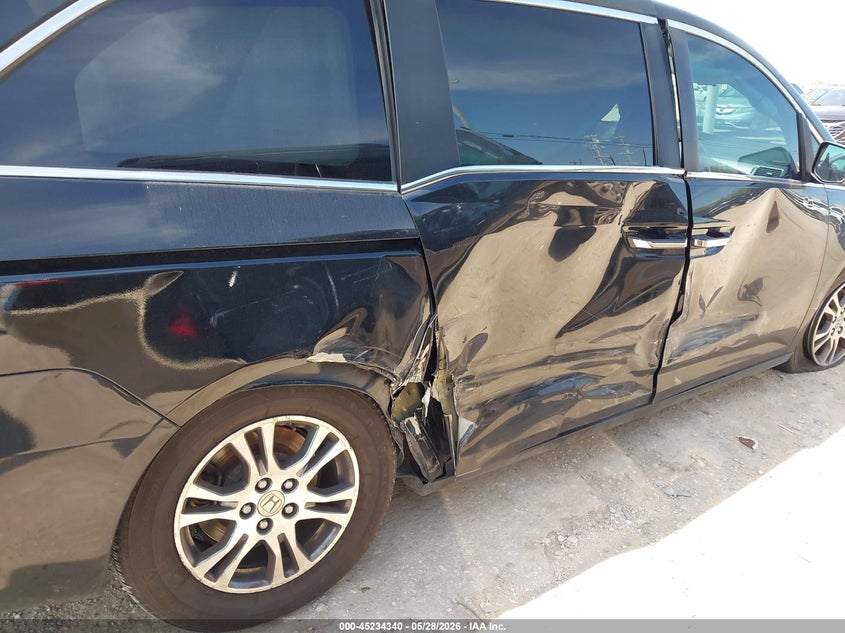 2013 Honda Odyssey VIN 5FNRL5H40DB075386 IAAI salvage auction — RIGHT SIDE, Salvage Title, sold $575 on 2026-07-27 (photo 6)