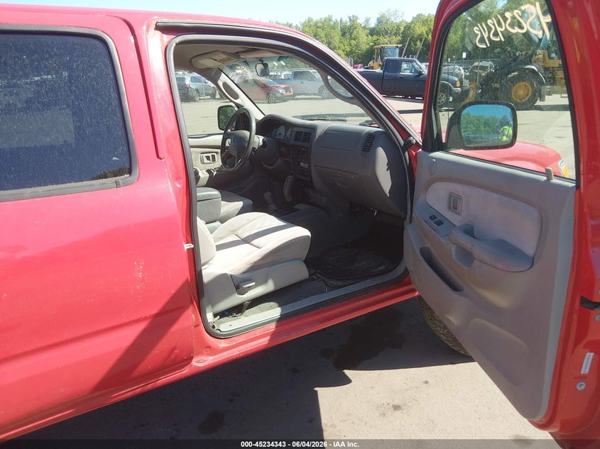 2004 Toyota Tacoma VIN 5TEHN72N94Z428113 IAAI salvage auction — UNKNOWN, Bill Of Sale - Parts Only (Connecticut), sold $2,425 on 2026-07-23 (photo 5)
