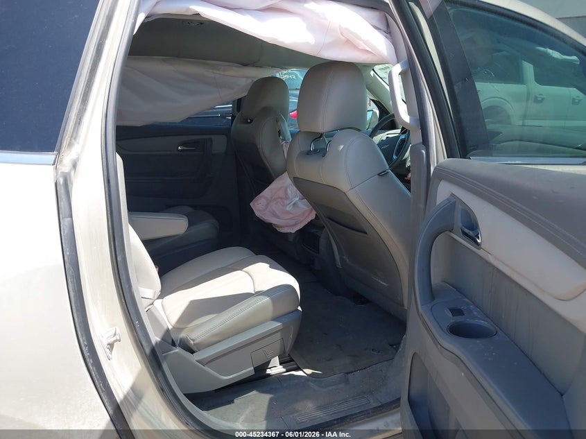 2015 Chevrolet Traverse VIN 1GNKVHKD6FJ310009 IAAI salvage auction — FRONT & REAR, Salvage Title, sold $500 on 2026-07-18 (photo 8)