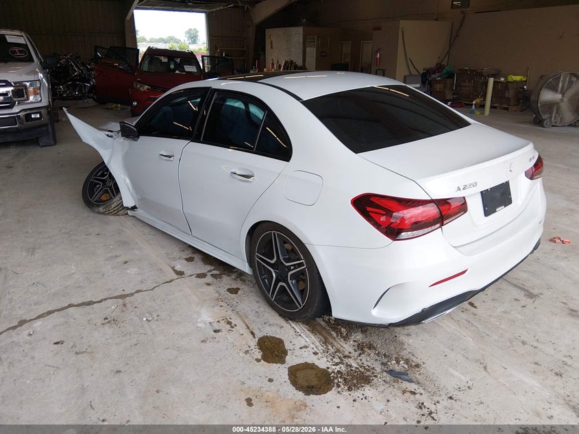 2020 Mercedes-benz A-klasse VIN WDD3G4FBXLW036679 IAAI salvage auction — FRONT END, Salvage Title, sold $1,700 on 2026-07-06 (photo 3)