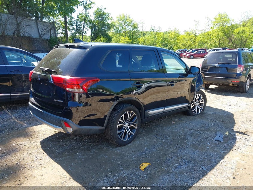 2018 Mitsubishi Outlander VIN JA4AD2A39JJ000324 IAAI salvage auction — FRONT END, Salvage (Pennsylvania), sold $1,500 on 2026-07-21 (photo 4)