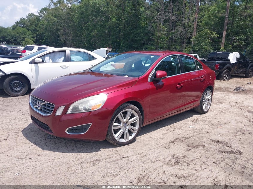 2012 Volvo S60 VIN YV1902FH8C2057629 IAAI salvage auction — RIGHT FRONT, Salvage Title, sold $400 on 2026-07-21 (photo 2)
