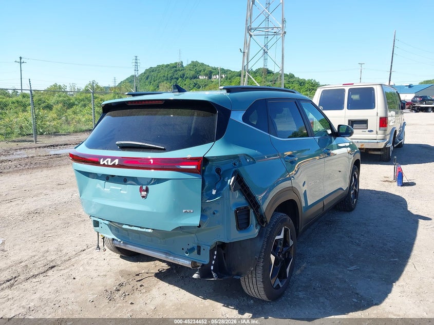 2025 Kia Seltos VIN KNDERCAA1S7811918 IAAI salvage auction — REAR END, Salvage (Pennsylvania), sold $8,950 on 2026-07-21 (photo 4)