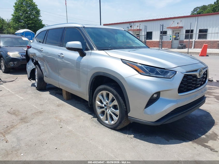 2023 Toyota Highlander VIN 5TDKDRBH2PS035635 IAAI salvage auction — RIGHT REAR, Salvage Title, sold $16,100 on 2026-07-29 (photo 1)