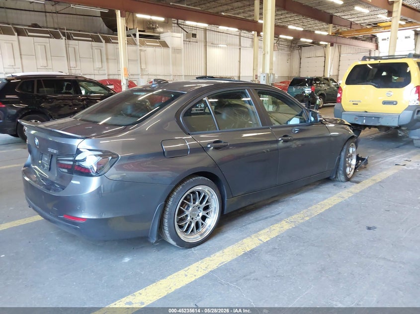 2015 BMW 3er VIN WBA3C1C58FP852353 IAAI salvage auction — FRONT END, Salvage Title, sold $2,700 on 2026-08-13 (photo 4)