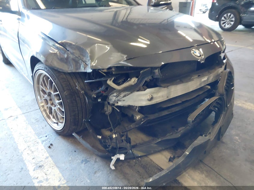 2015 BMW 3er VIN WBA3C1C58FP852353 IAAI salvage auction — FRONT END, Salvage Title, sold $2,700 on 2026-08-13 (photo 6)
