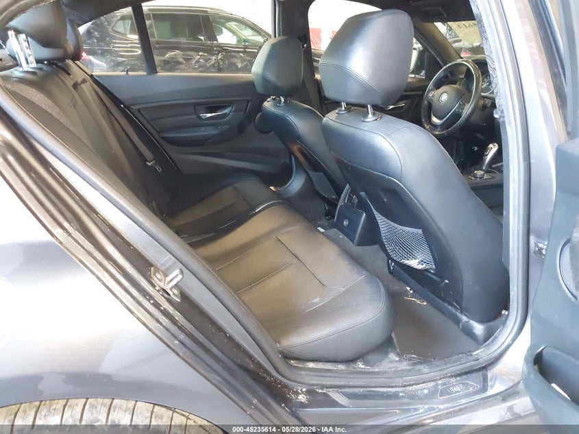 2015 BMW 3er VIN WBA3C1C58FP852353 IAAI salvage auction — FRONT END, Salvage Title, sold $2,700 on 2026-08-13 (photo 8)