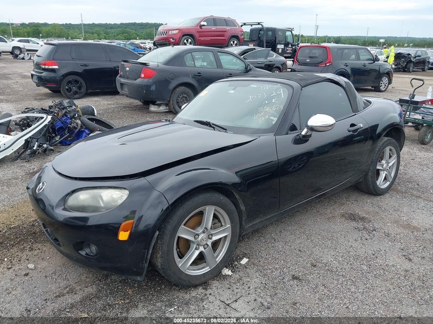 2006 Mazda Mx-5 VIN JM1NC25F260119800 IAAI salvage auction — RIGHT FRONT, Junk (Oklahoma), sold $475 on 2026-07-07 (photo 2)