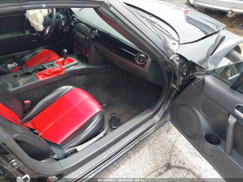 2006 Mazda Mx-5 VIN JM1NC25F260119800 IAAI salvage auction — RIGHT FRONT, Junk (Oklahoma), sold $475 on 2026-07-07 (photo 5)