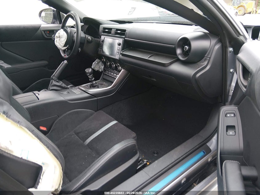 2025 Toyota Gr 86 VIN JF1ZNBE16S9760637 IAAI salvage auction — FRONT END, Salvage Title, sold $7,600 on 2026-07-08 (photo 5)