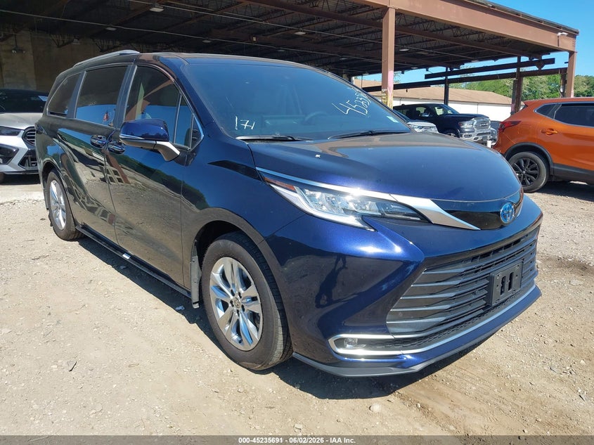 2025 Toyota Sienna VIN 5TDZSKFC2SS163554 — IAAI salvage auction photo