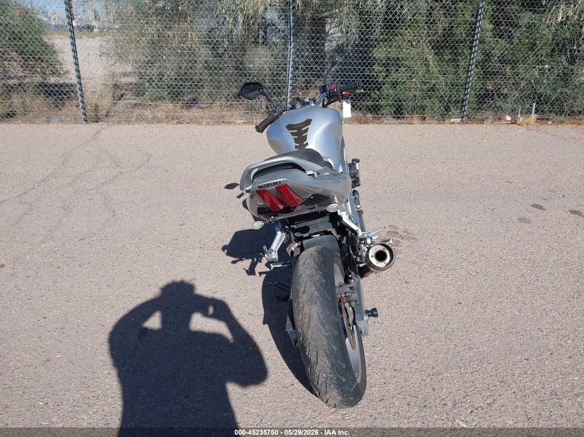 2003 Suzuki Sv650 VIN JS1VP53A332101300 IAAI salvage auction — FRONT END, Salvage (Arizona), sold $25 on 2026-07-23 (photo 6)