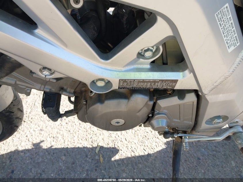 2003 Suzuki Sv650 VIN JS1VP53A332101300 IAAI salvage auction — FRONT END, Salvage (Arizona), sold $25 on 2026-07-23 (photo 9)