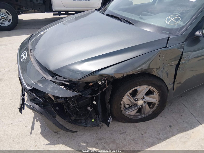 2025 Hyundai Elantra VIN KMHLL4DG6SU867204 IAAI salvage auction — LEFT FRONT, Salvage (Missouri), sold $5,400 on 2026-07-21 (photo 6)