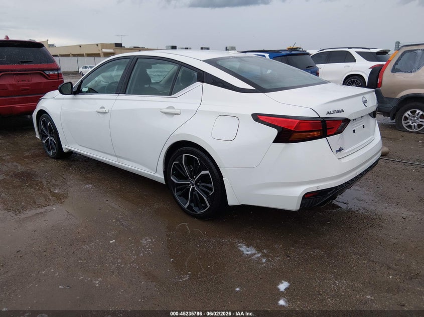 2024 Nissan Altima VIN 1N4BL4CV8RN400800 IAAI salvage auction — HAIL, Salvage (Kansas), sold $12,950 on 2026-07-31 (photo 3)