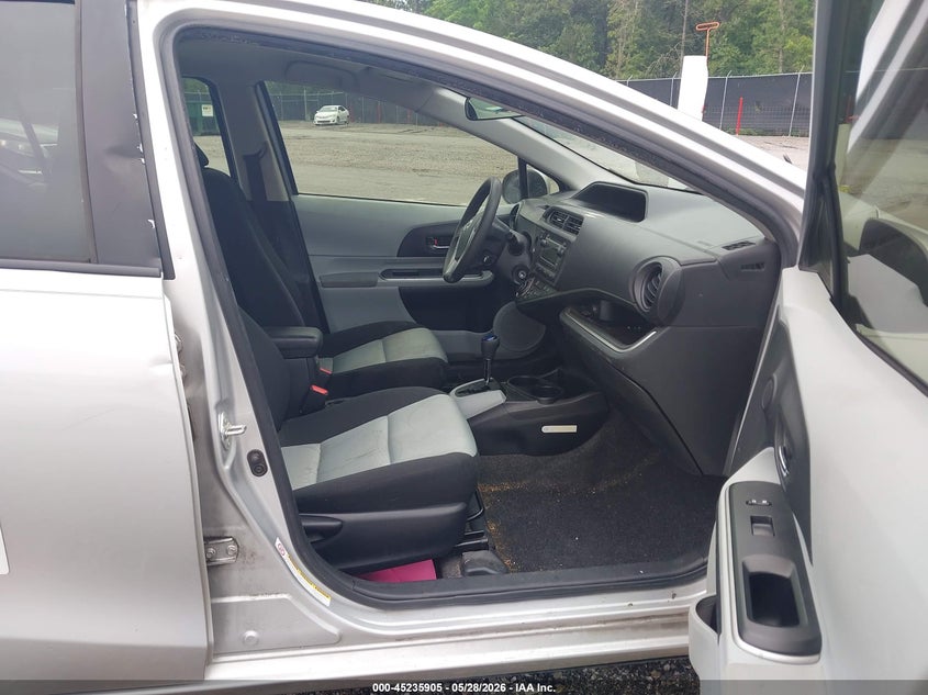 2014 Toyota Prius c VIN JTDKDTB34E1079728 IAAI salvage auction — REAR END, Salvage (South Carolina), sold $500 on 2026-07-08 (photo 5)