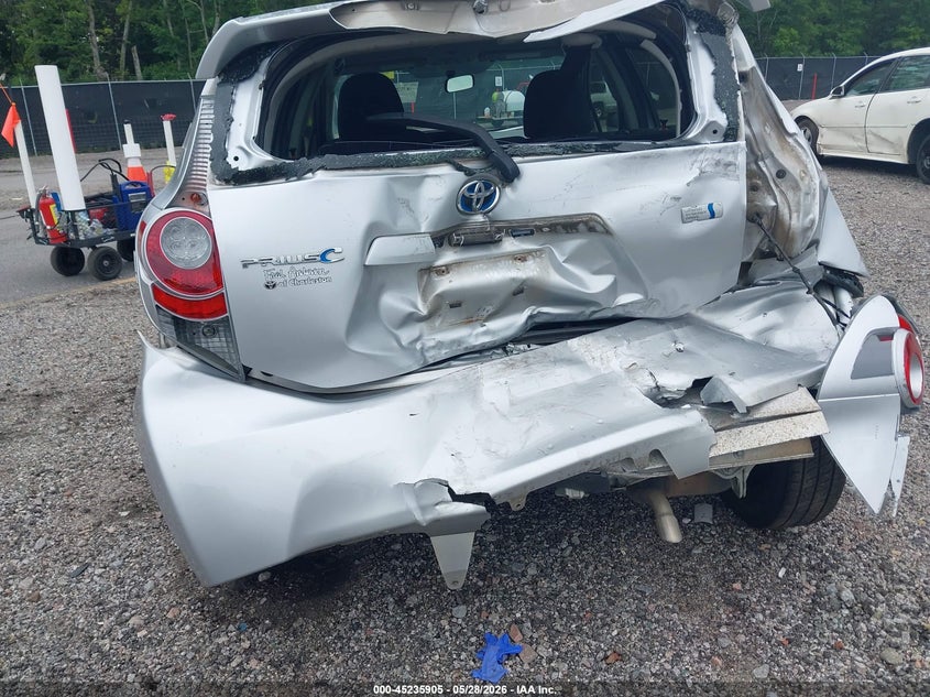 2014 Toyota Prius c VIN JTDKDTB34E1079728 IAAI salvage auction — REAR END, Salvage (South Carolina), sold $500 on 2026-07-08 (photo 6)
